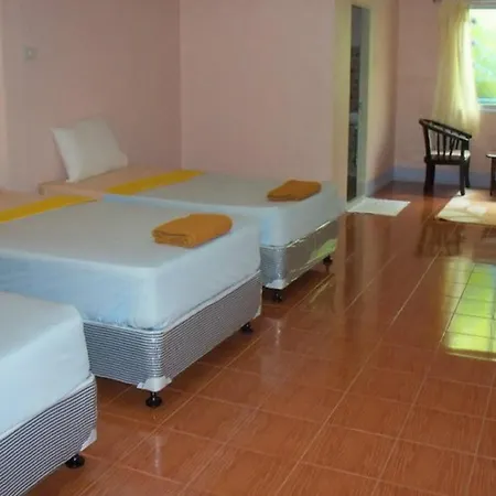 D'S Corner & Guesthouse-2